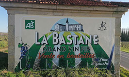 enseigne peinte à la main sur bois massif